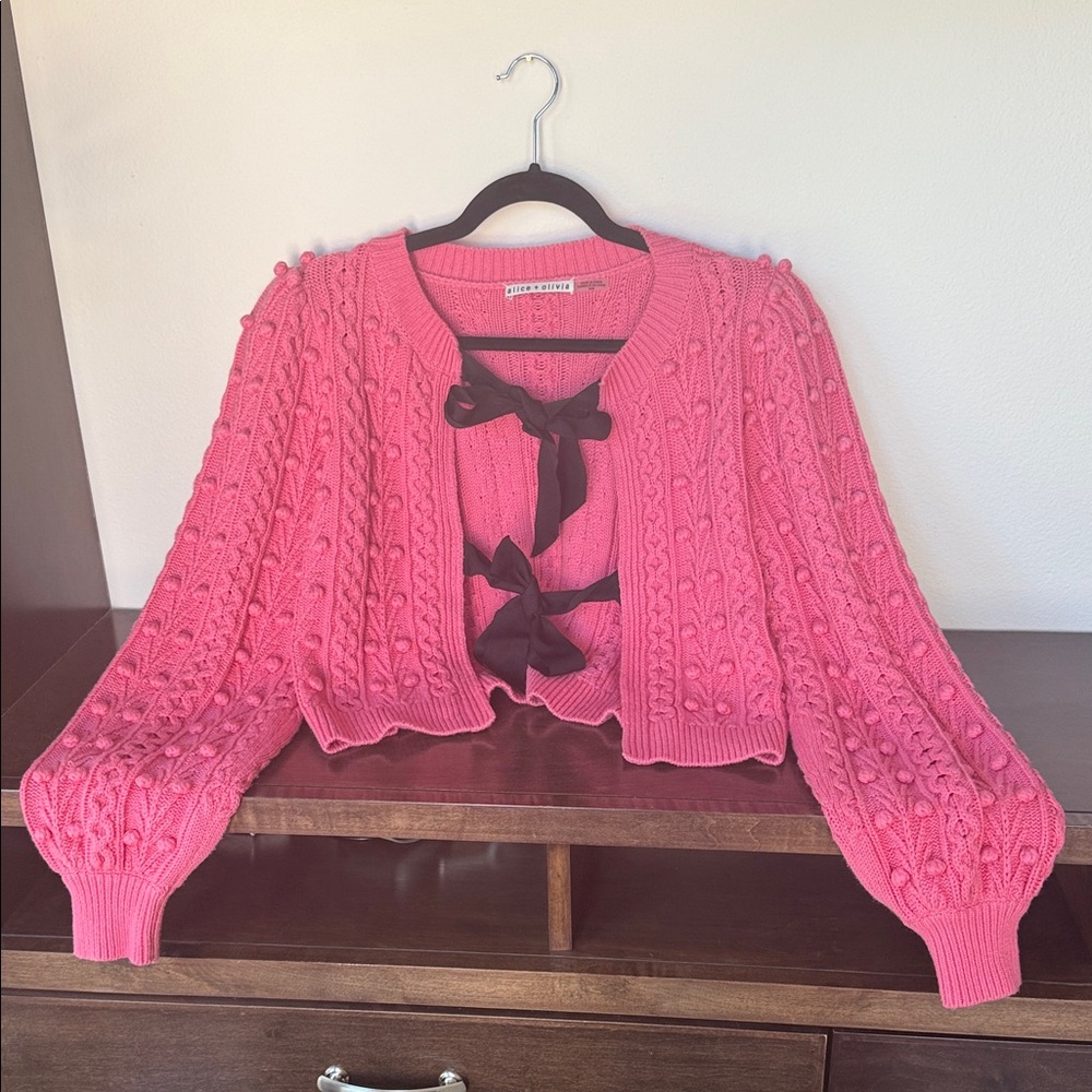 Alice + Olivia Pink Bow-Accent Cropped Women’s Sweater - Size M